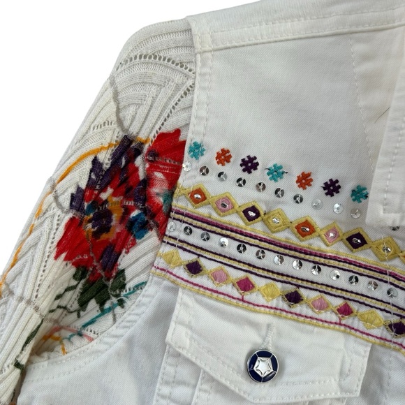 DESIGUAL Carrie White Embroidered + Sequin Knit Sleeves Denim Jacket 38 (US 6) - Picture 3 of 13